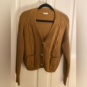 basic a.n.a sweater​